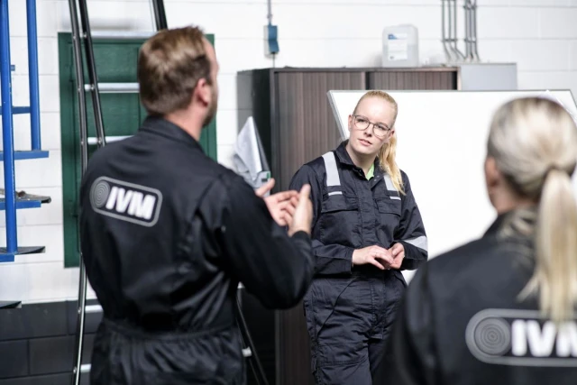 Uitleg groep mensen